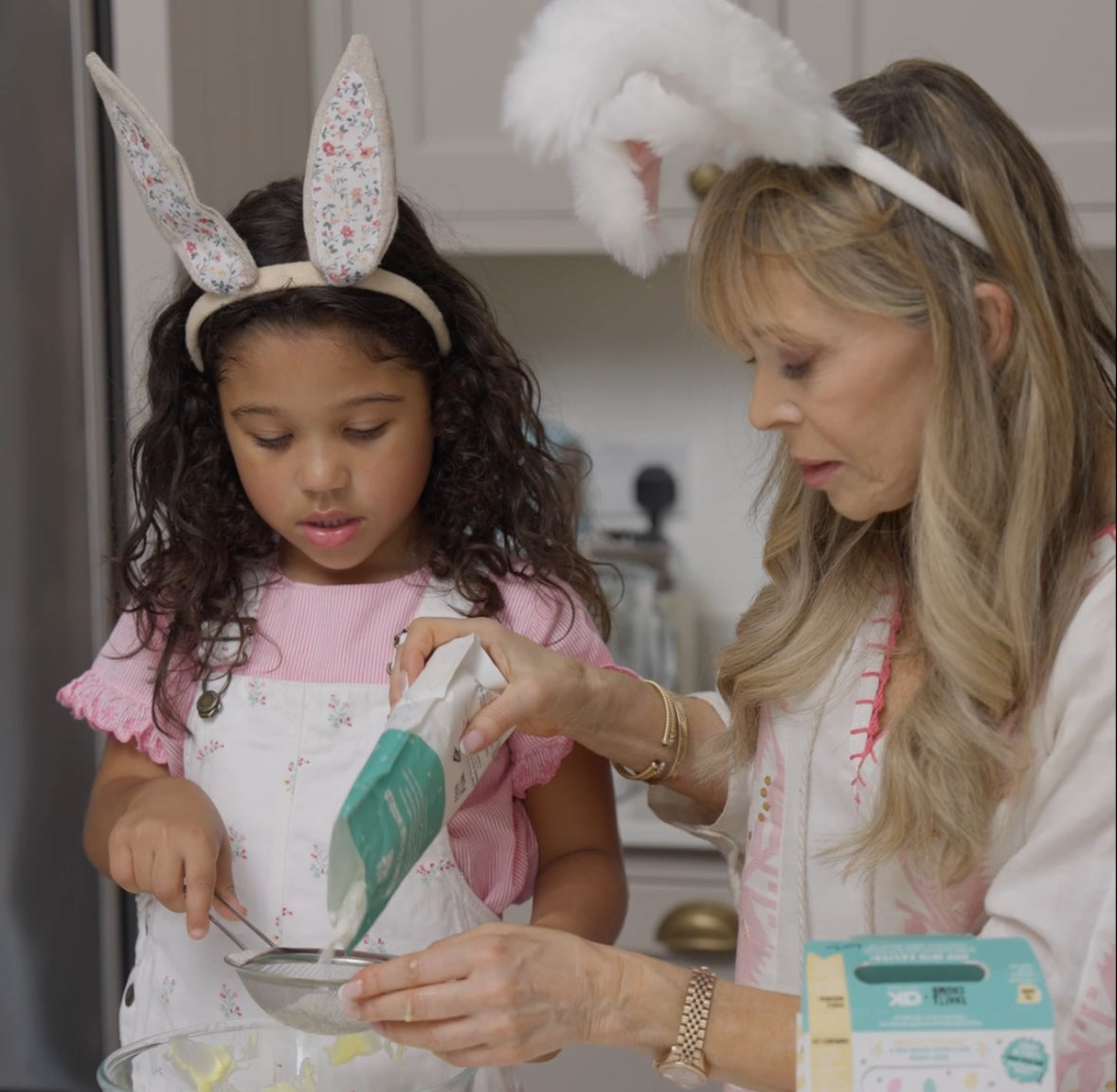 Annabel Karmel bakes Easter biscuits