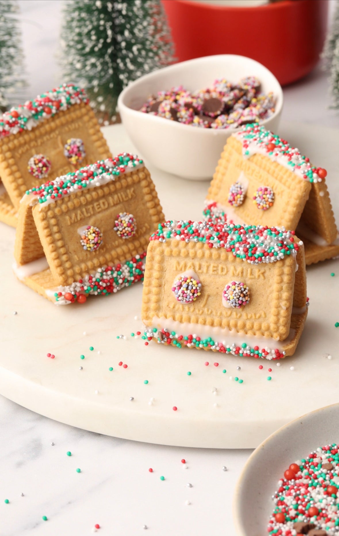 Mini Gingerbread House hack