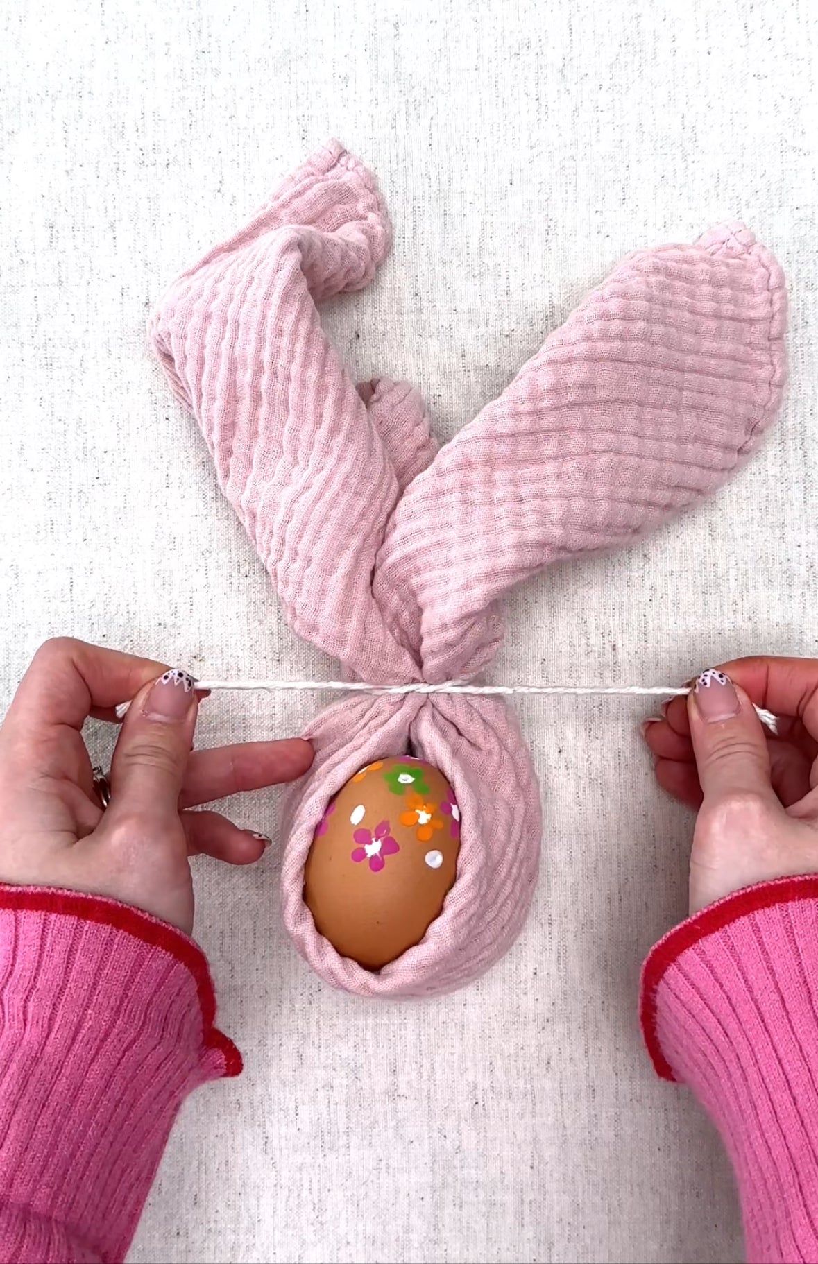 Easter table decoration idea