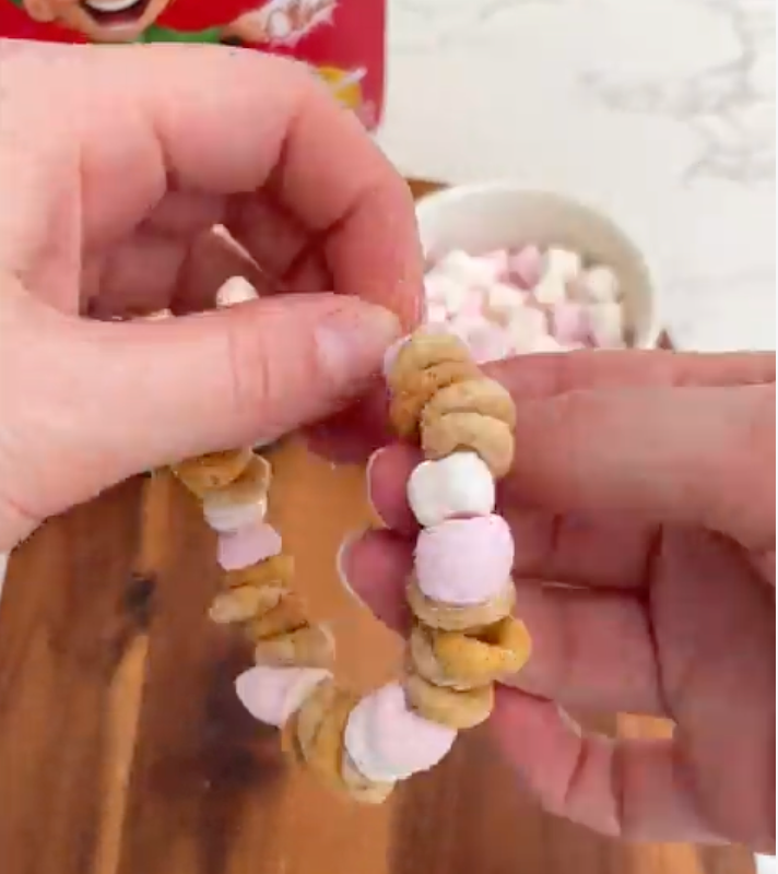 Edible jewellery